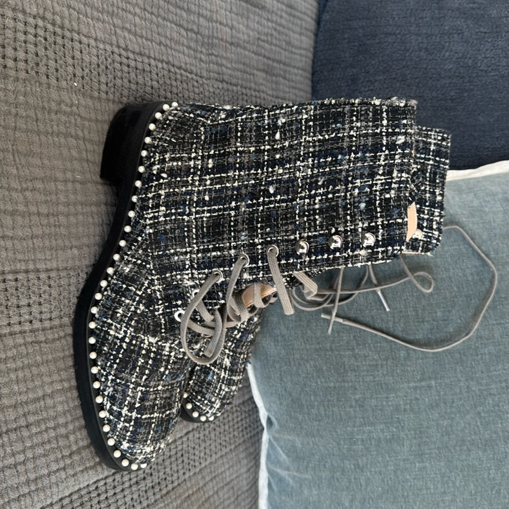 Very good condition Stuart weitzman boots